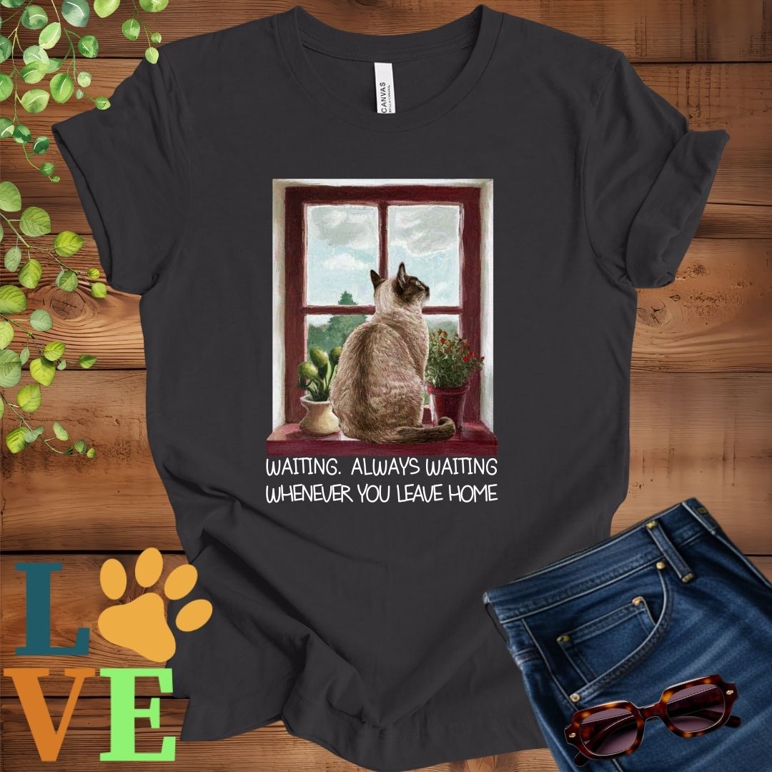 Siamese Waiting Tee
