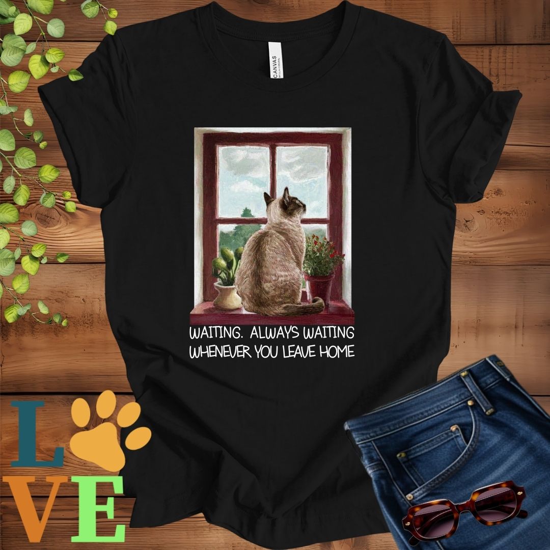 Siamese Waiting Tee